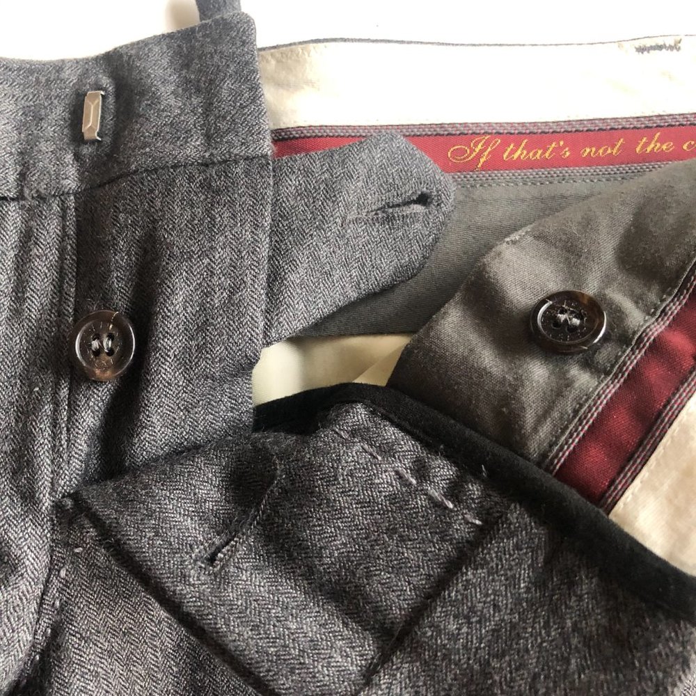 Beautiful Vintage DSQUARED Cropped Low Rise Wool Trousers - Picture 11 of 11